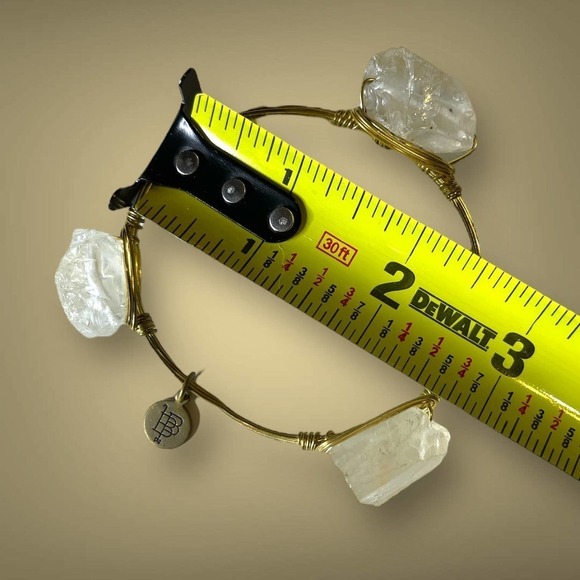 Bourbon and Bowties Bangle Clear Gemstone Gold Plated Copper Wire Signed - Picture 8 of 8